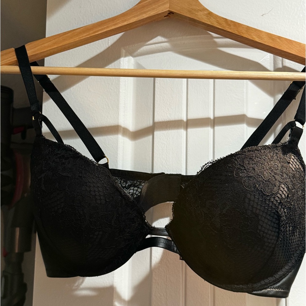 New 34D Victoria’s Secret Bra